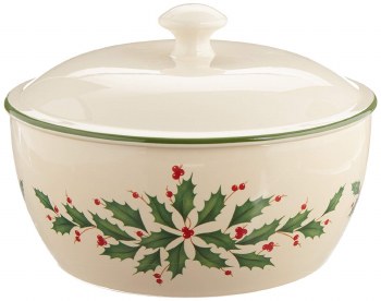 LENOX HOLIDAY COVERED CASSEROLE