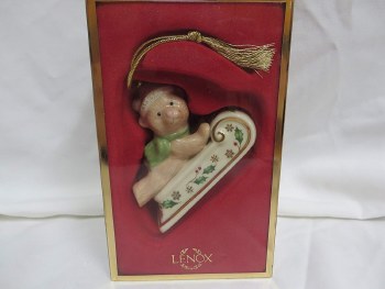 LENOX ORNAMENT SLEIGHTIME BEAR