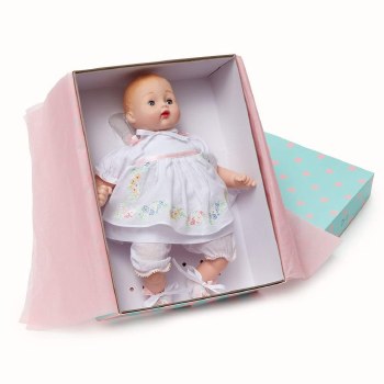 MADAME ALEXANDER PRETTY PINAFORE HUGGUMS