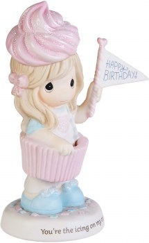 P/M GIRL DRESSES AS CUPCAKE FIGURE