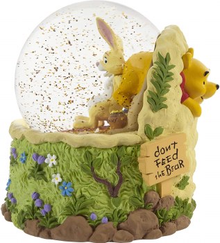 PRECIOUS MOMENTS POOH MUSICAL SNOWGLOBE