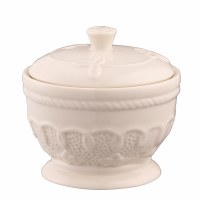 BELLEEK CELTIC LACE COVERED POT