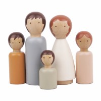 LE TOY VAN DOLLHOUSE FAMILY