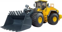 BRUDER VOLVO WHEEL LOADER