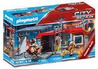 PLAYMOBIL FIRE STATION