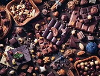 RAVENSBURGER 2000pc PUZZLE CHOCOLATES