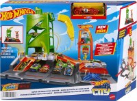 HOT WHEELS CITY SUPER FUEL STATION