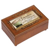 COTTAGE GARDEN MUSIC BOX GRANDMA