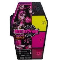 MONSTER HIGH DOLL SKULLTIMATE DRACULAURA