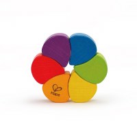 HAPE RAINBOW RATTLE