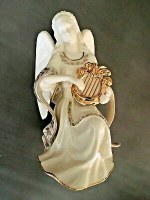 LENOX ORN BAROQUE   ANGEL W/MANDOLIN