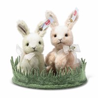 STEIFF RABBITS W/GRASS NEST