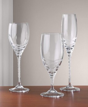 VERA WANG BLANC SUR BLANC FLUTE GLASS