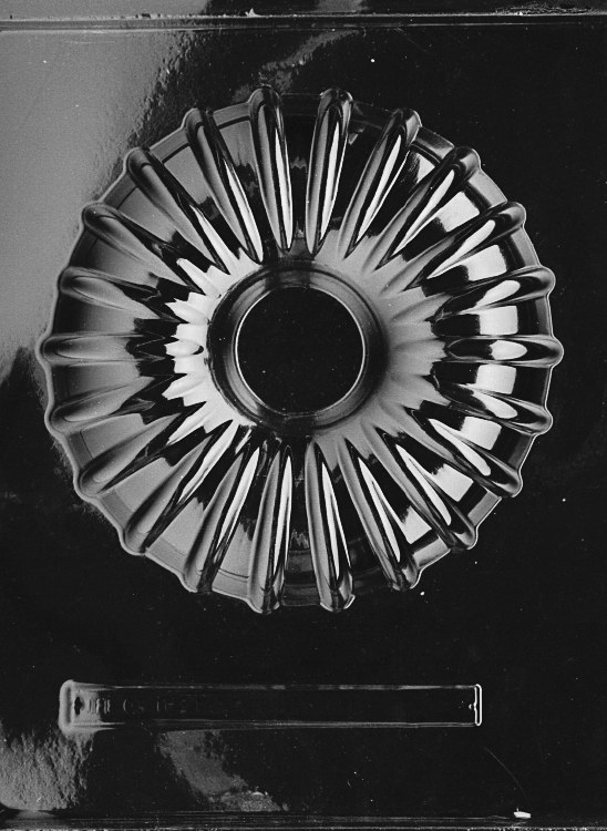 Life of the Party Wreath Ring Form (x-large)