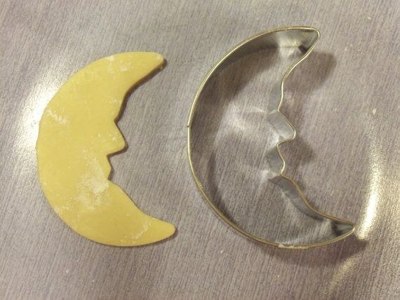 R &amp; M International Metal Cutter: Man In The Moon