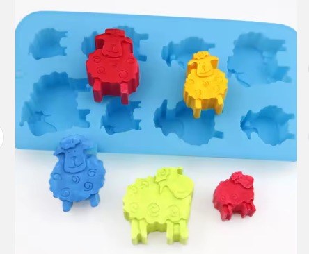 CAKE WALK  Sheep 8 Cavity Mold Silicone