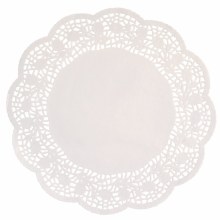 8.25" White Doiles