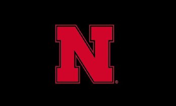 Flag 3'x5'  Applique Black with Red Husker N