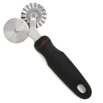 Grip-ez Pastry/ravioli Wheel