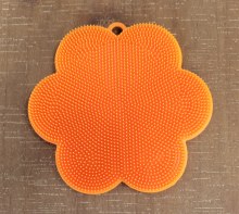 Stay Clean Scrubber Flower Orange