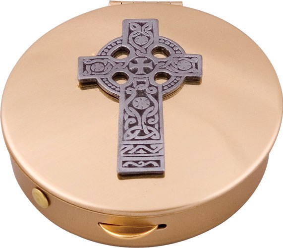 Celtic Cross Pyx Gilt (12 hosts)