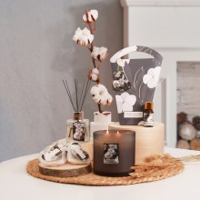 Additional picture of Cotton Blossom Essential Oil Blend