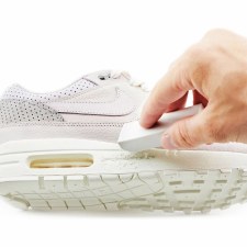 Additional picture of Sneaky Eraser Suede and Nubuck Cleaner