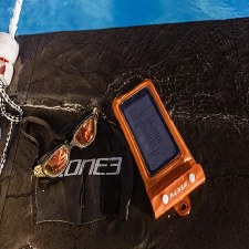 Additional picture of Zone3 Waterproof Phone Pouch