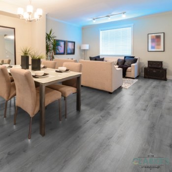 Excel Skelling Oak 8mm Laminate Flooring