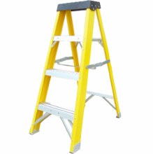 Safeline 4 Steps Fibreglass Ladder