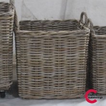 Kubu Medium Square Log Basket