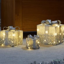 Decorative Gift Boxes LED Lit Silver Set of 3 Decorative Gift Boxes LED Lit Silver Set of 3