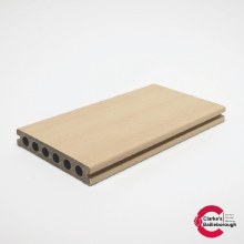 Additional picture of Ultrashield Naturale Cedar Composite Decking