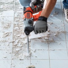 Additional picture of Black & Decker 18V Cordless Hammer Drill 2.0Ah