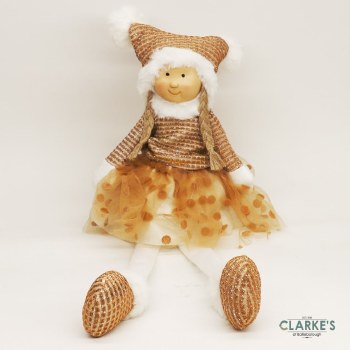 Winter Girl Sitting 20cm