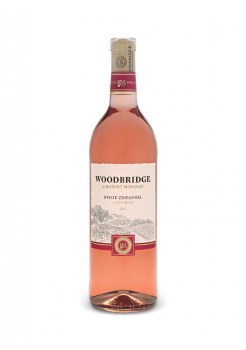 Woodbridge White Zinfandel 750ml