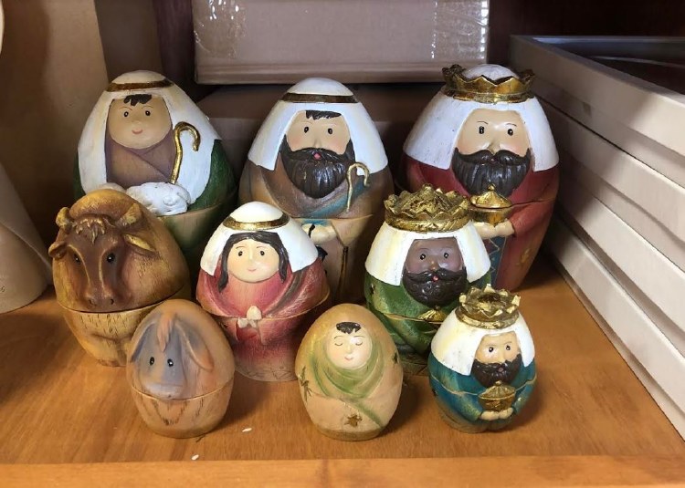 nativity stacking dolls