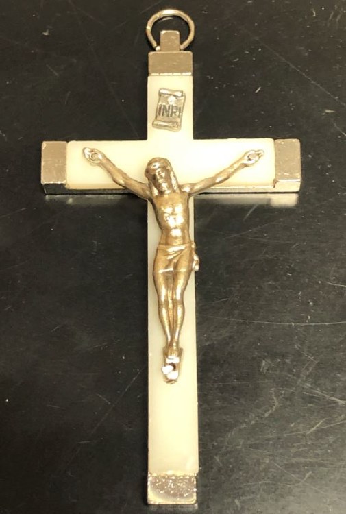 LUMINOUS 3" CRUCIFIX