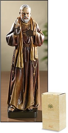 ST PIO STATUE 8&quot;