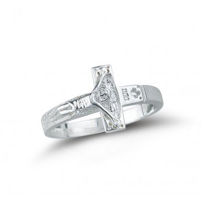 STERLING CRUCIFIX RING SIZE 7