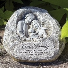 HOLY FAMILY GARDEN STONE