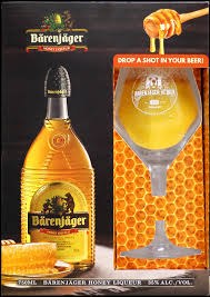 Barenjager Honey Liqueur Gift Set 750ml