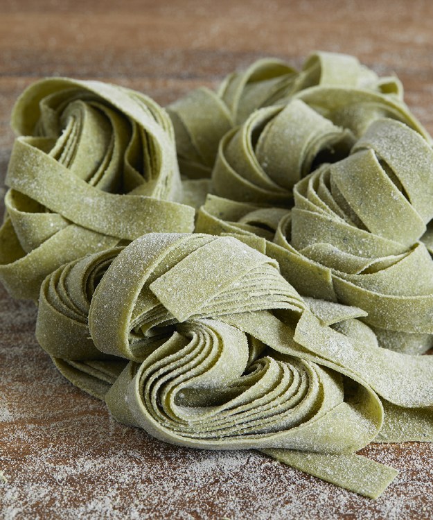 DeLaurenti Fresh Spinach Pappardelle
