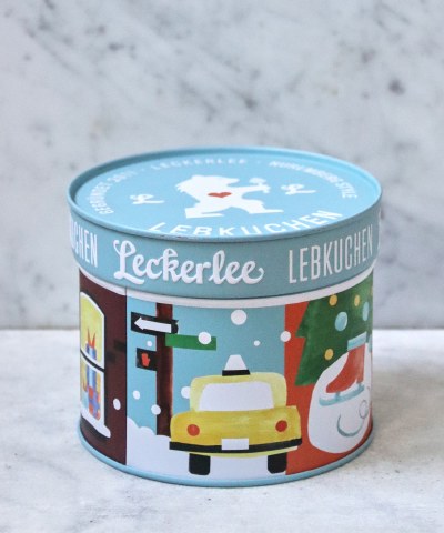 Leckerlee City Scenes Tin, 9.5oz