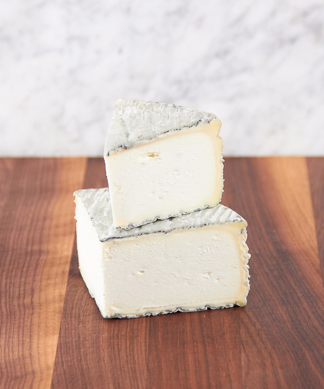 Tomme de Chevre Grand-Mere Tomme de Chevre Grand-Mere
