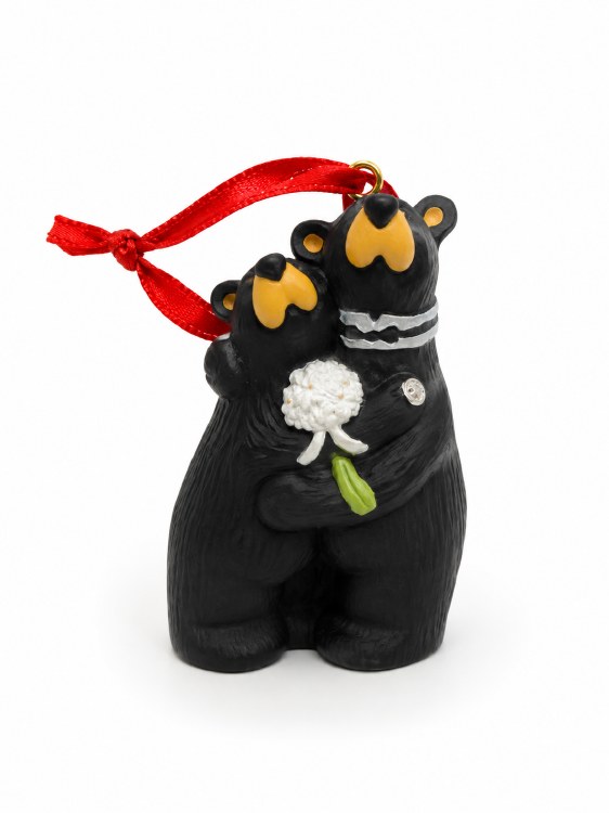 Bearfoots Lucky in Love Ornament