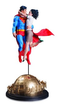 DC Designer Series Superman & Lois Lane By Gary Frank