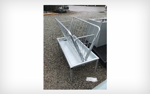 Livestock Feeder Mini