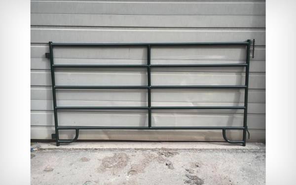 Med. Duty Corral Panel Black