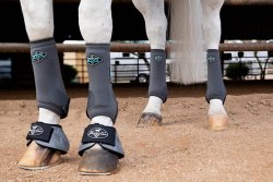 2X Cool Sports Medicine Boots